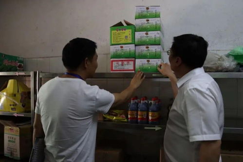 严阵以待护航高考·副县长向艳平带队督查接待点食品与特种设备安全
